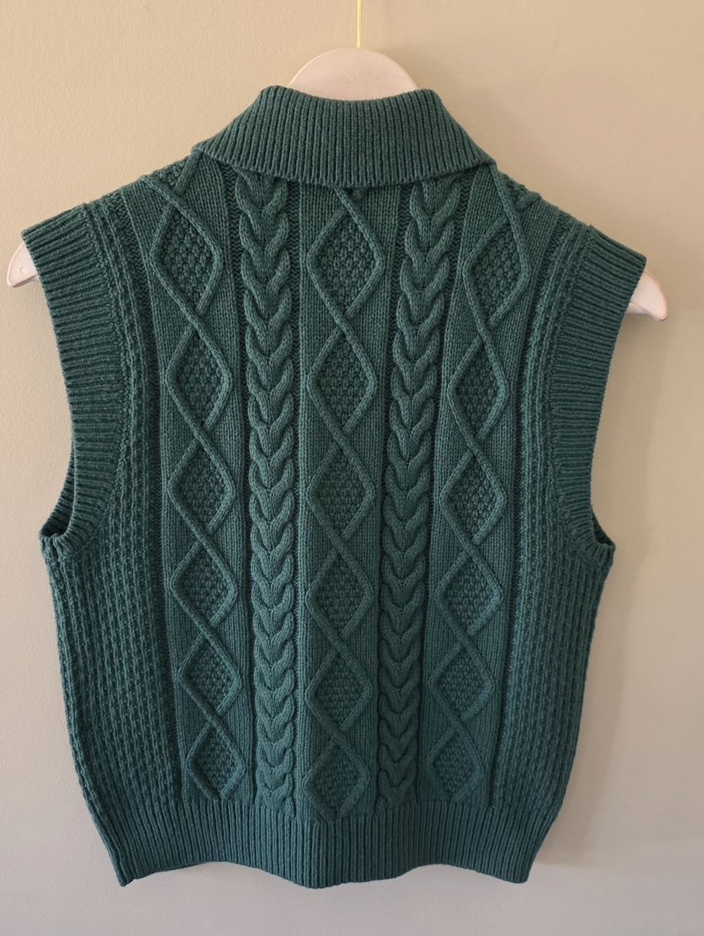 Sunday Best XS Coastal Cottagecore Fisherman Cable Knit Merino Wool Blend Vest - Picture 10 of 15